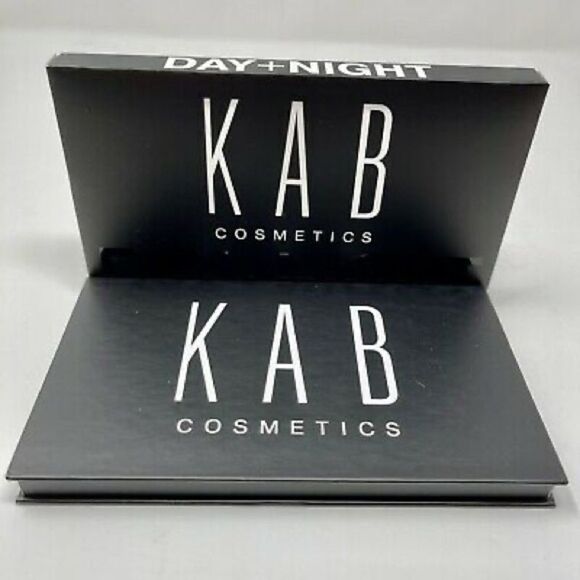 🌟HOST PICK🌟 KAB Cosmetics Day and Night Palette - Picture 3 of 3